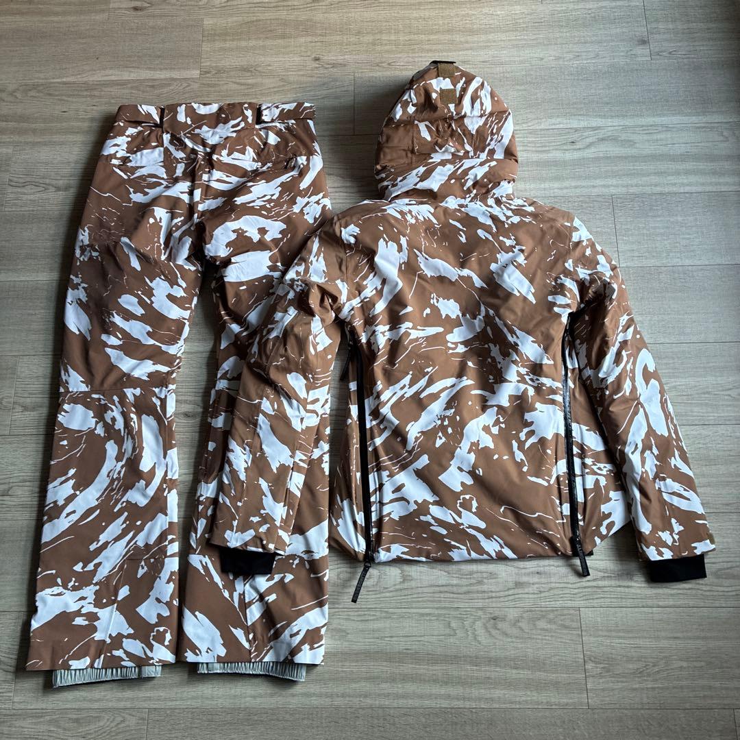 未使用 Jリンドバーグ スキーウェア スノボウェア上下レディース S 定価25万