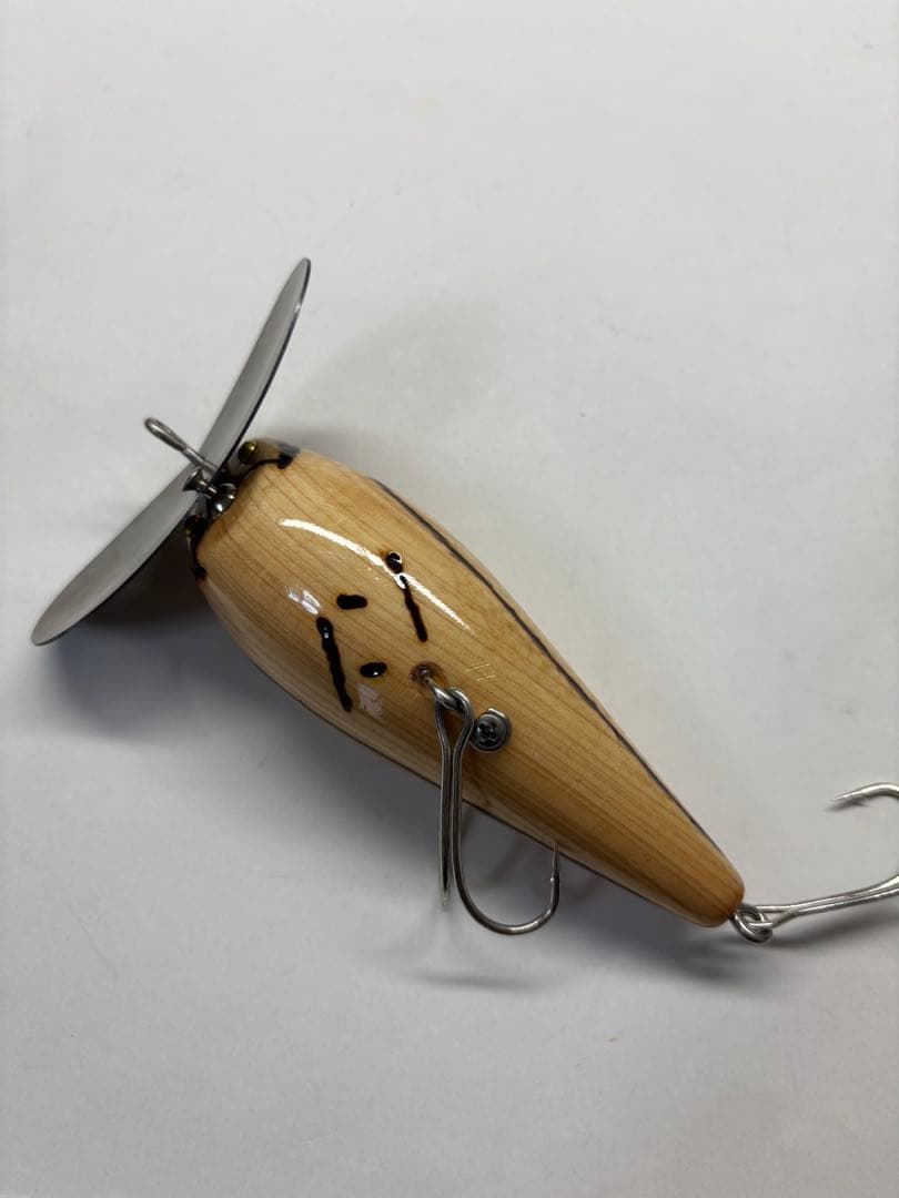 イソノファクトリー　トゥーノイジーToo Noisy 別注限定品