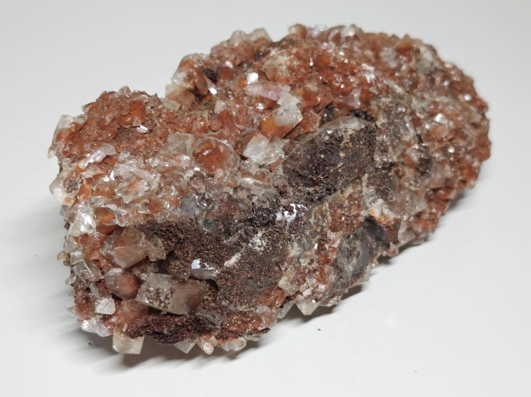 ヘマタイトインクォーツ 663g 水晶 フローライト 原石 鑑賞石 自然石 鉱物