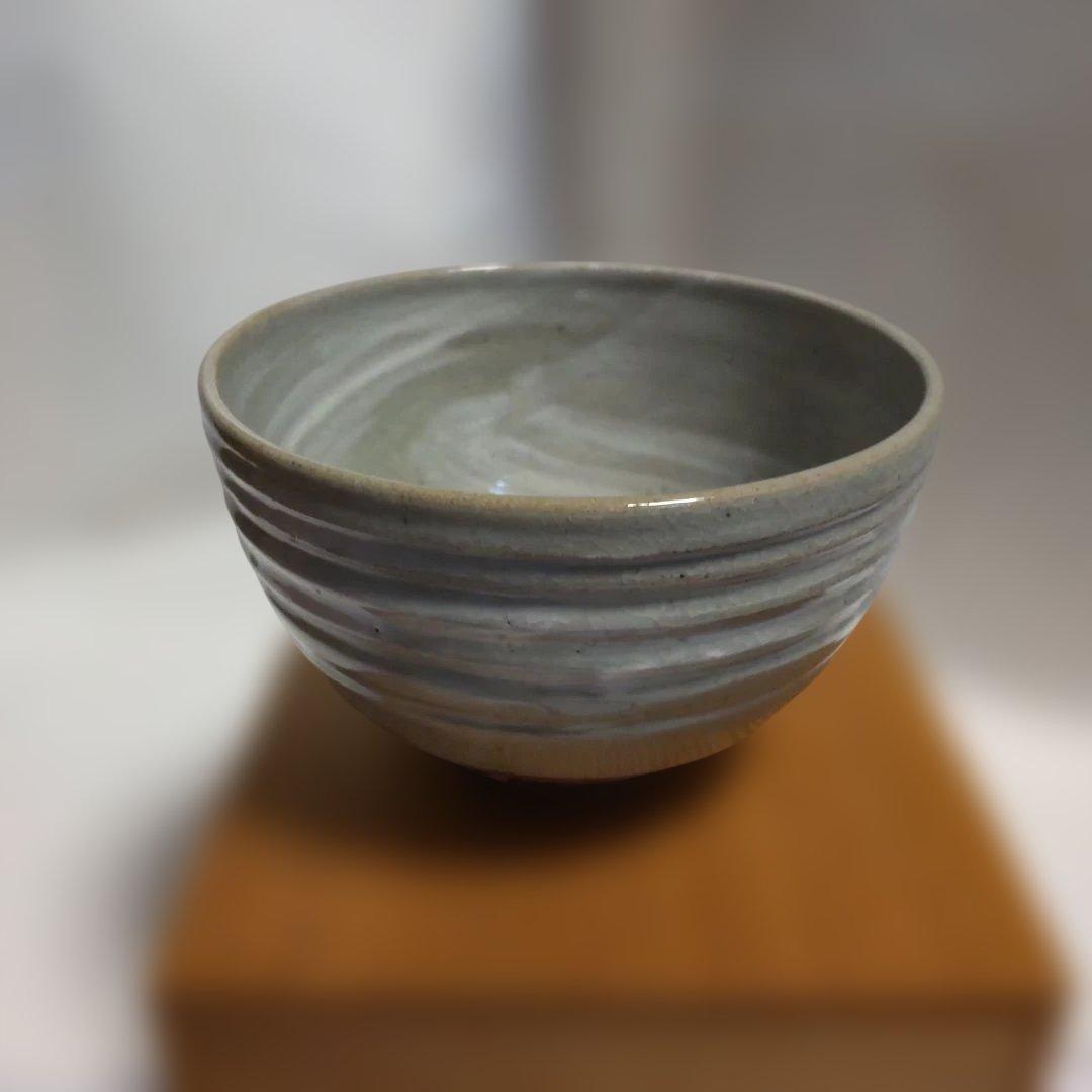 京焼 名工 平安 栄山 作 灰釉 刷毛目菊紋 茶碗 共箱 茶道具 抹茶碗 新品