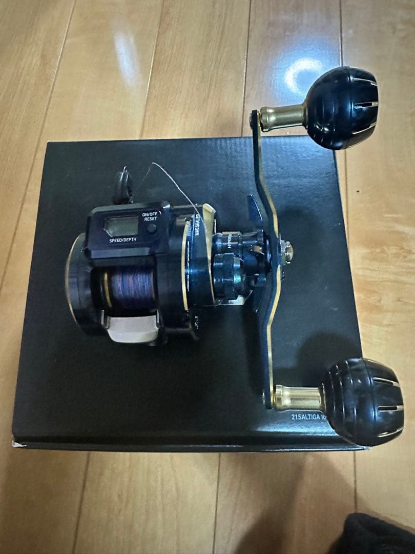 か*ず様 Daiwa ソルティガ　 IC100 H-DHベイトリール美品