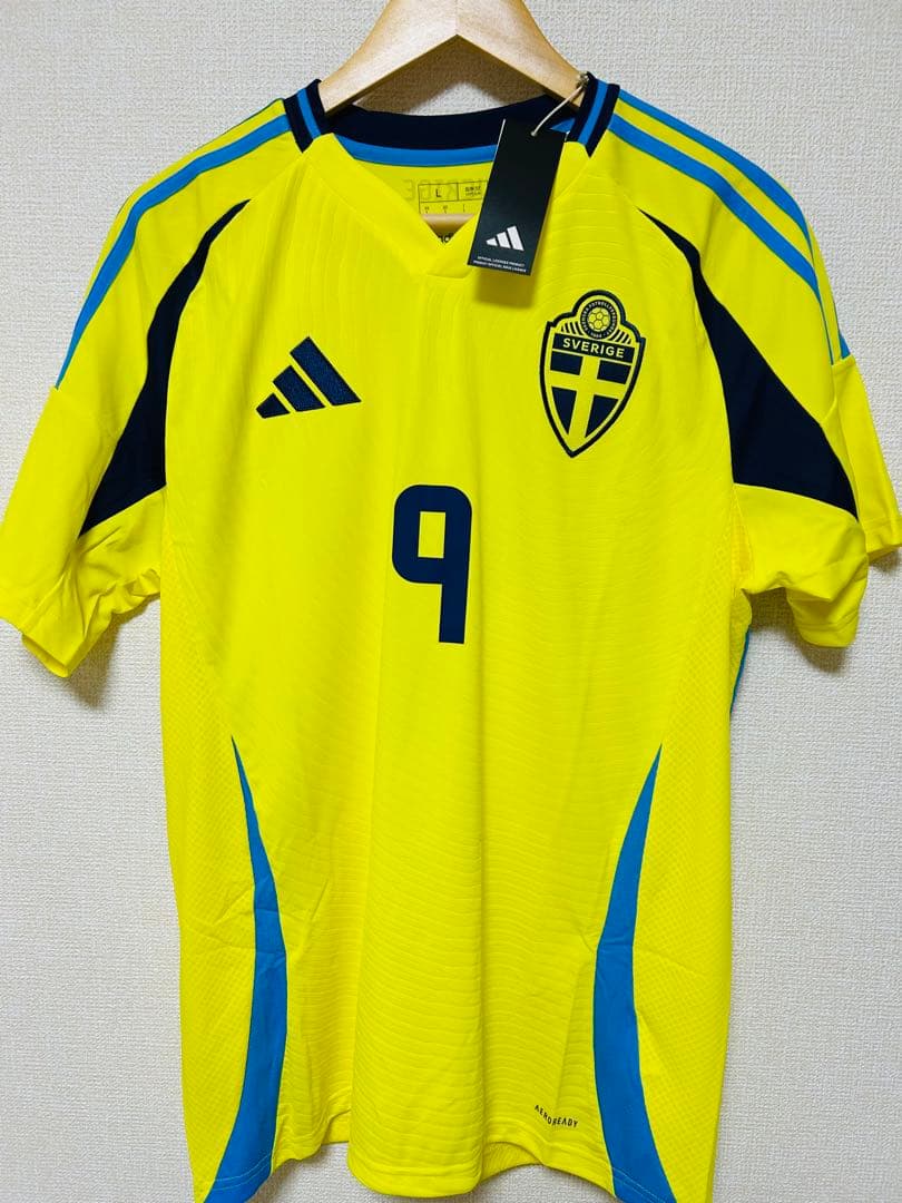 《正規品》イサク スウェーデン代表ホームユニフォームＬサイズ新品未使用