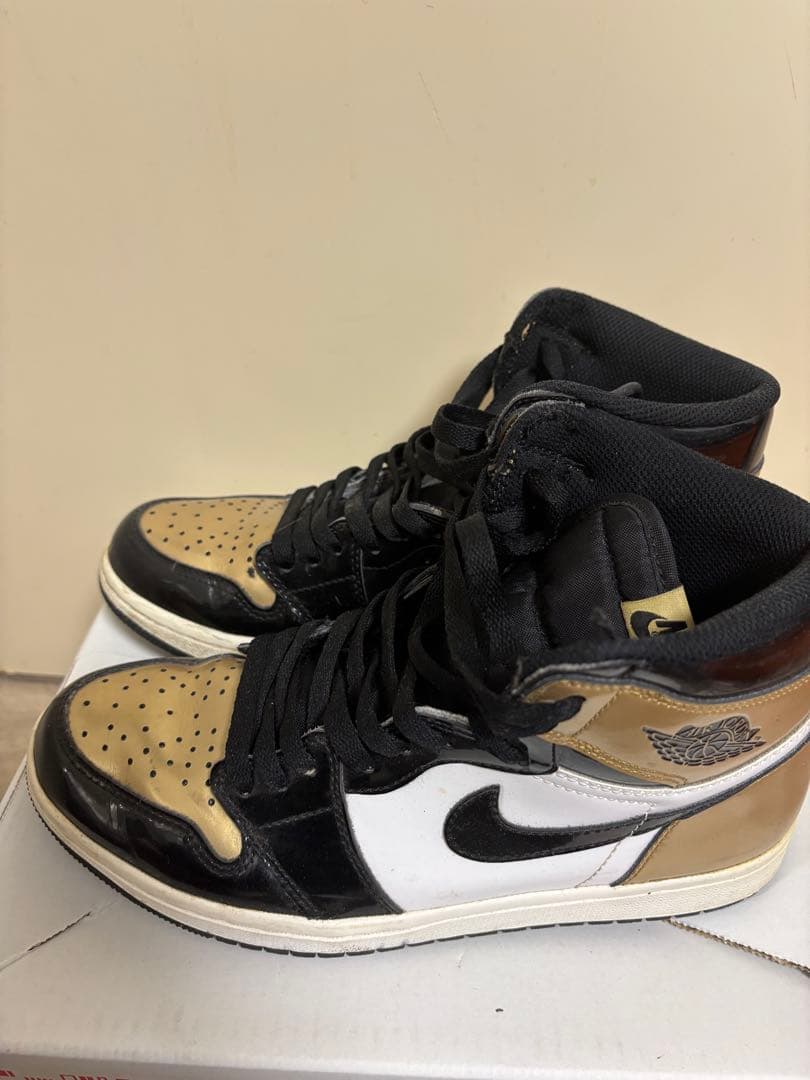 Nike Air Jordan 1 ブラック/ゴールド ハイカット25.5cm