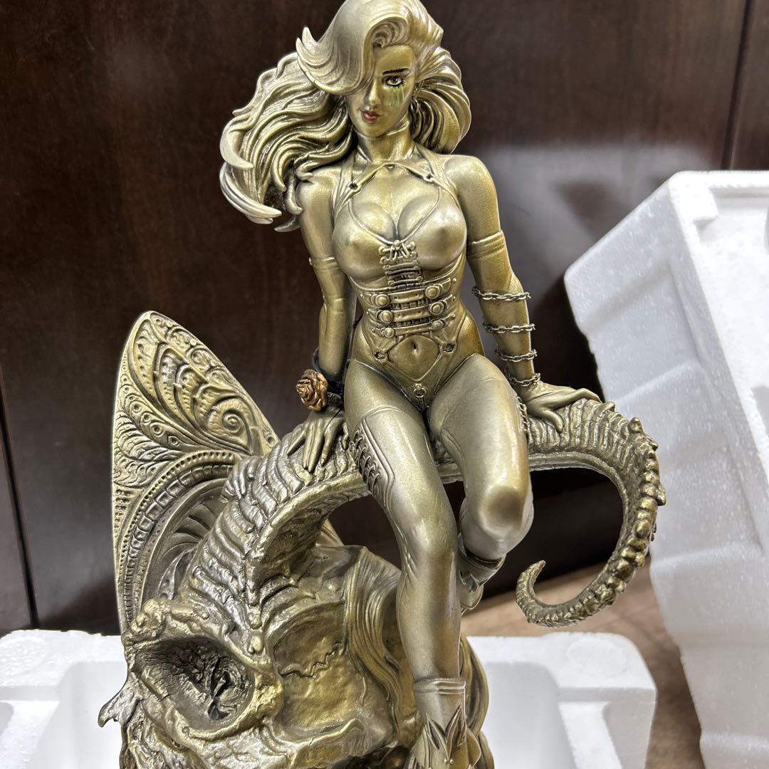 Dawn 10th Anniversary Statue 特別版