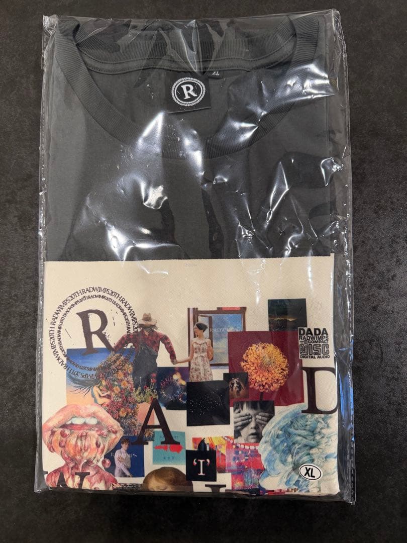 RADWIMPS 20周年展示展 シングルジャケットコラージュTシャツ XL
