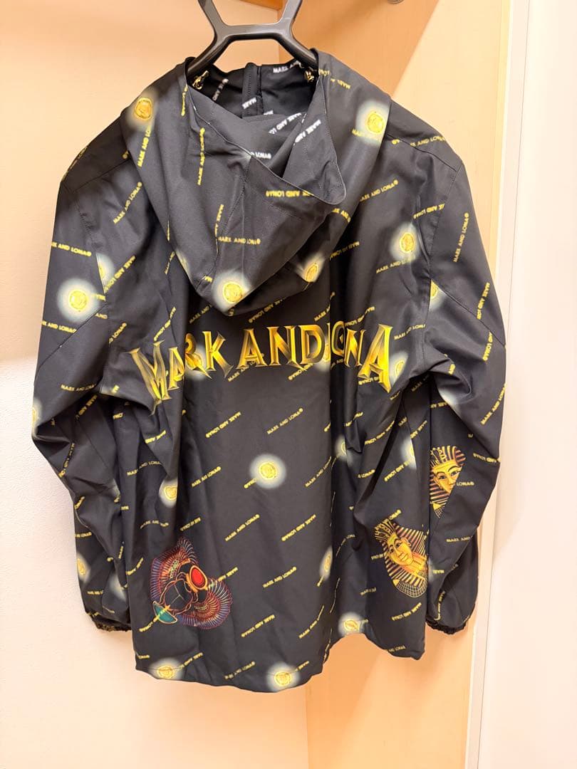 【早い者勝ち　新品未使用】MARK & LONA ナイロン リバーシブルブルゾン