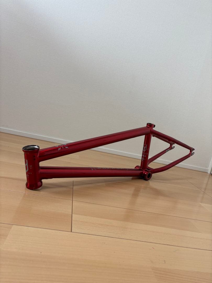 ウィーザピープル　バーサス　BMXフレーム レッド