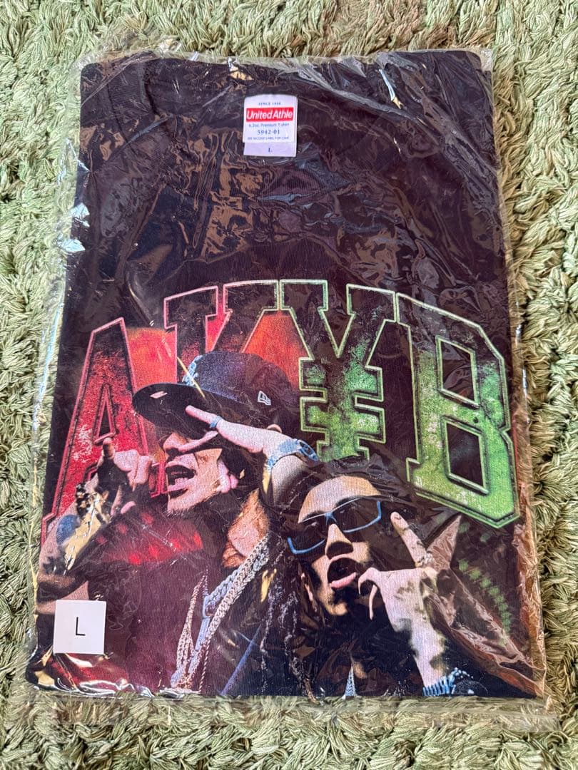 AK¥B Tシャツ Lサイズ