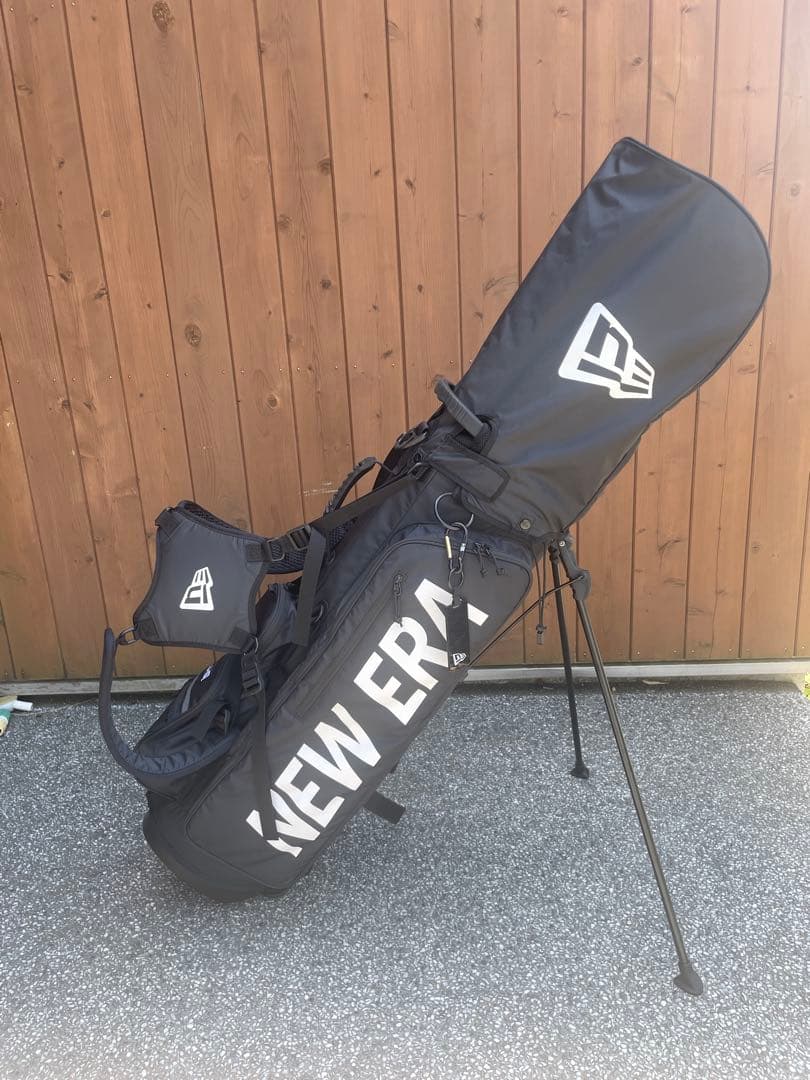 NEW ERA ブラックキャディバッグ スタンド付き