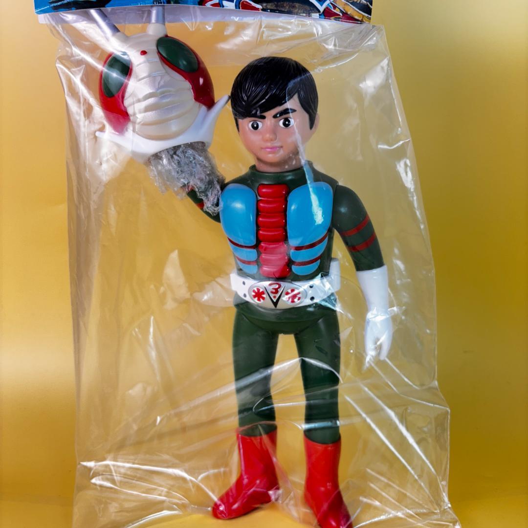 仮面ライダーV3　面取れ　当時物風　ソフビ