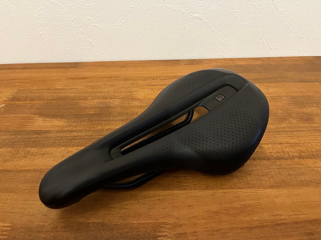 TREK BONTRAGER VERSE short pro 145mm サドル