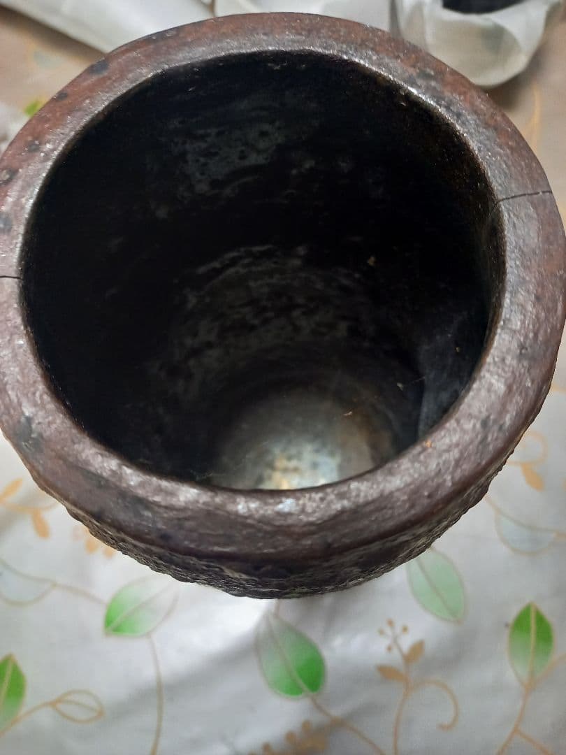 可なりの大作です。花瓶