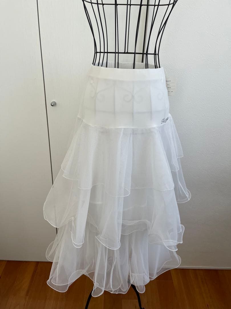 新品❗未使用❗タグ付き❗ ✨社交ダンススカート　ティアード　白色✨