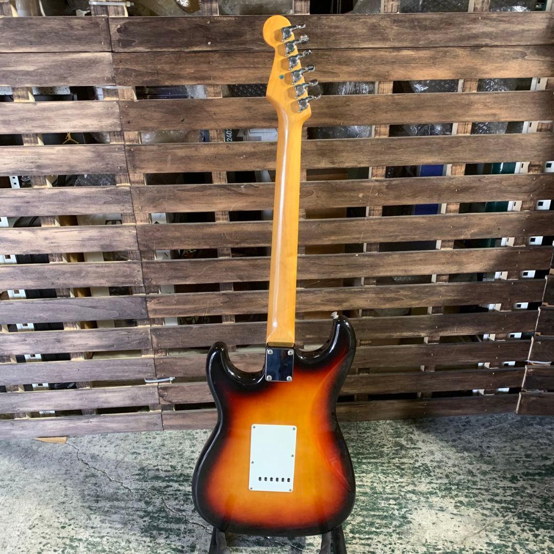 J714R Squier Stratocaster エレキギター SST-30