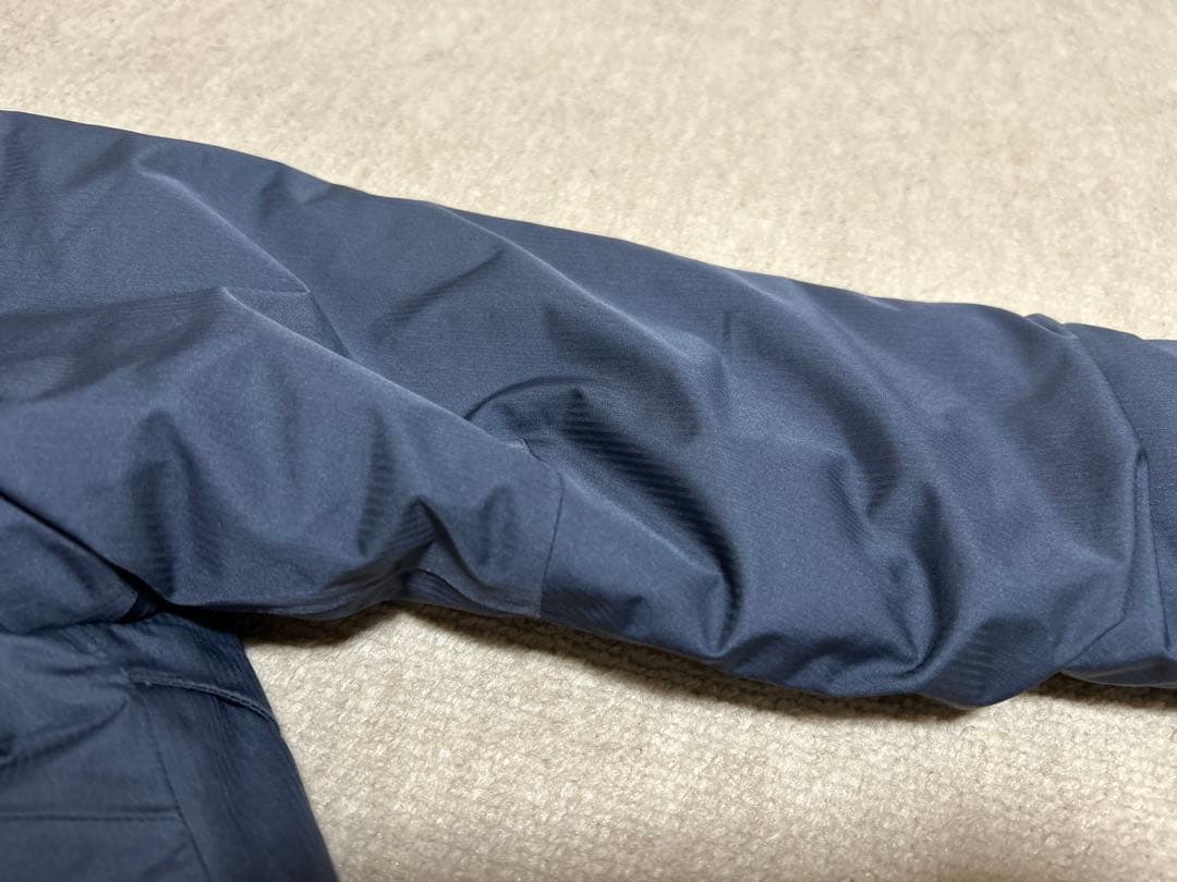 patagonia スノージャケット　キッズSサイズ　7-8才