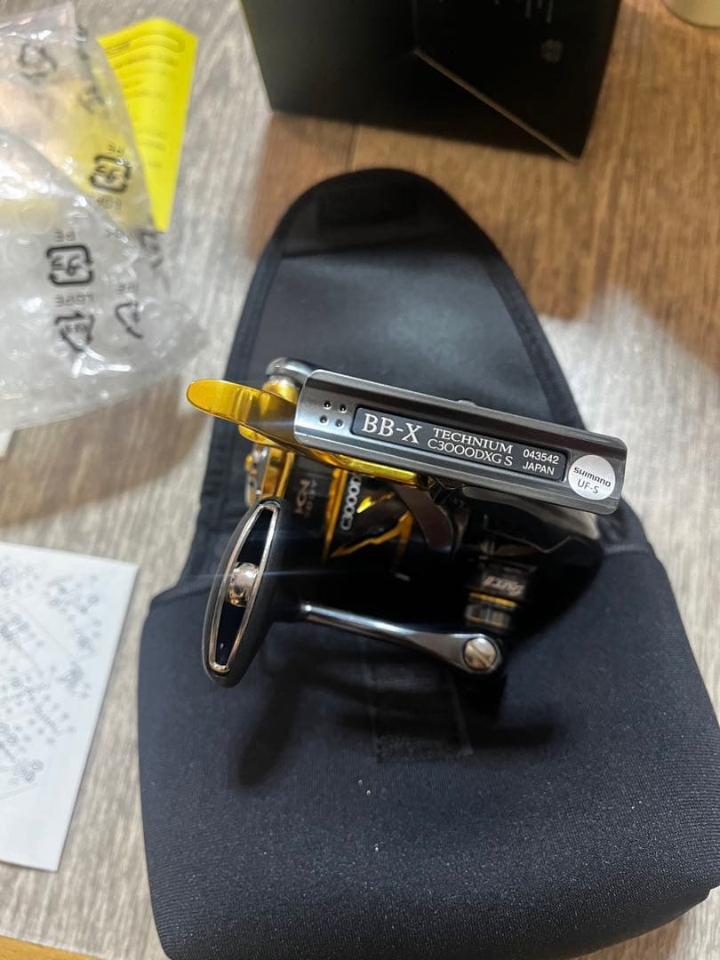 シマノ　21 BB-X テクニウム C3000DXG S L リール