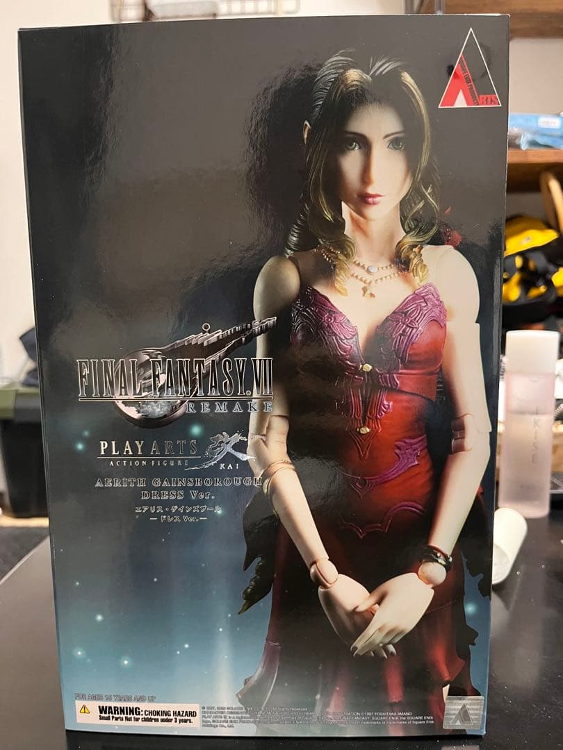 FINAL FANTASY VII REMAKE エアリス フィギュア ドレス