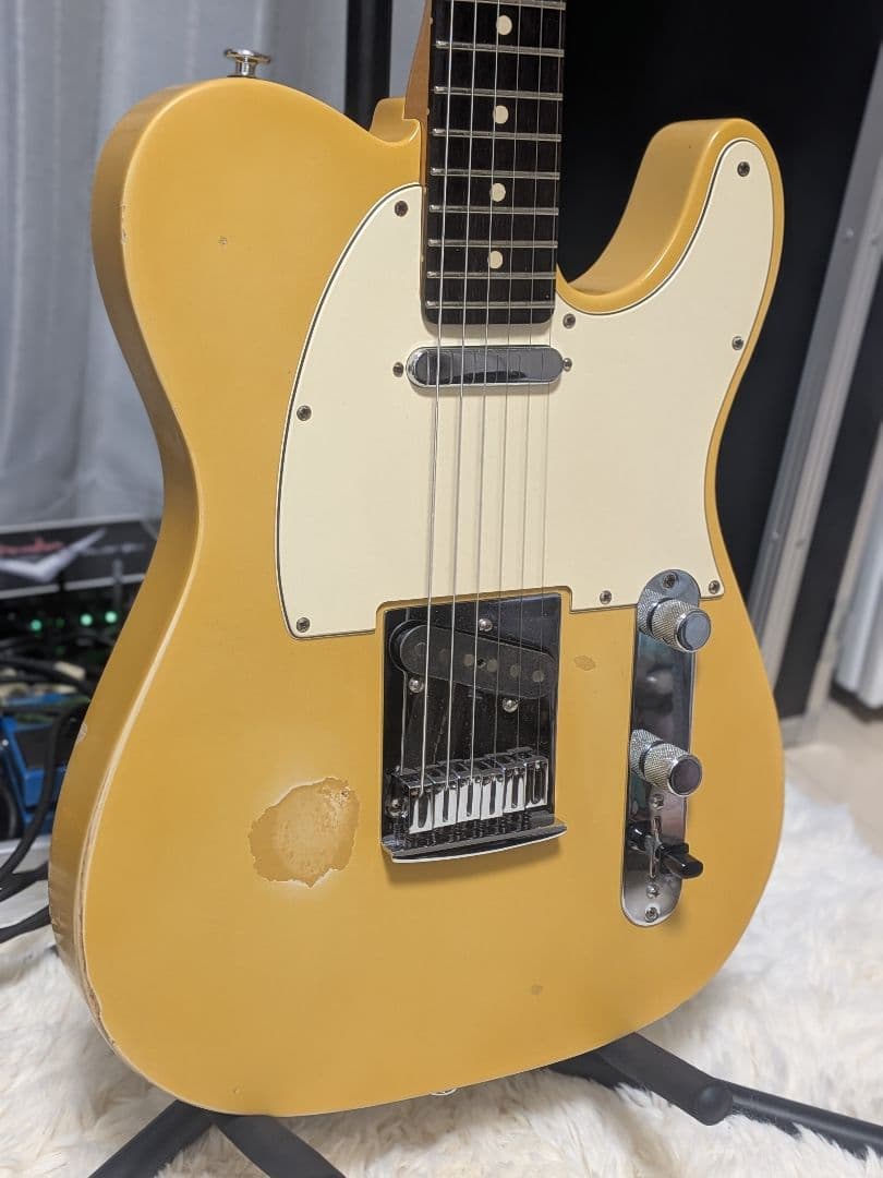 Fender Custom Classic Telecaster バタースコッチ