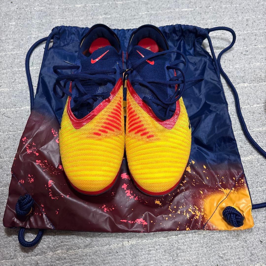 Nikeファントム6ハーランドモデル