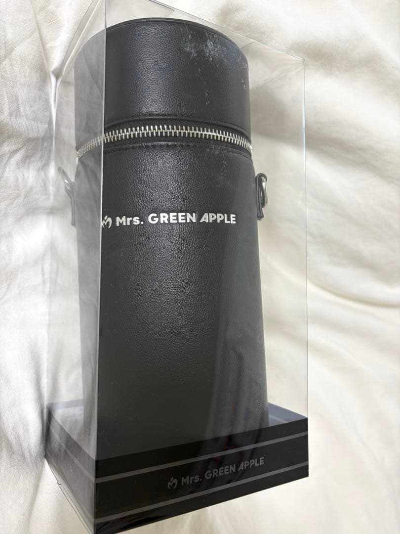ストラップ付き　Mrs. GREEN APPLE ペンライトケース 黒