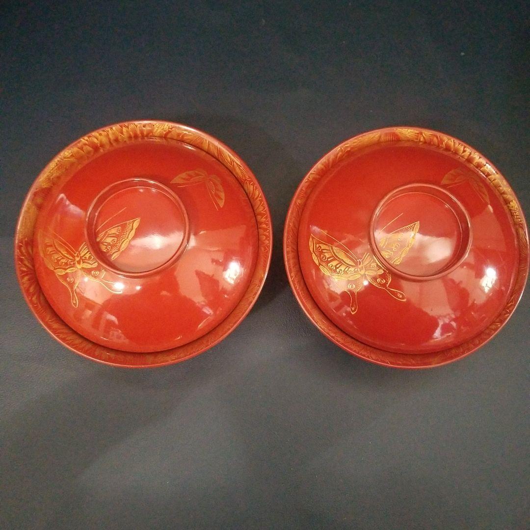 イチゴ　漆塗 内総沈金 菊花紋吸物椀2客、朱漆塗 牡丹沈金 吸物椀 2客