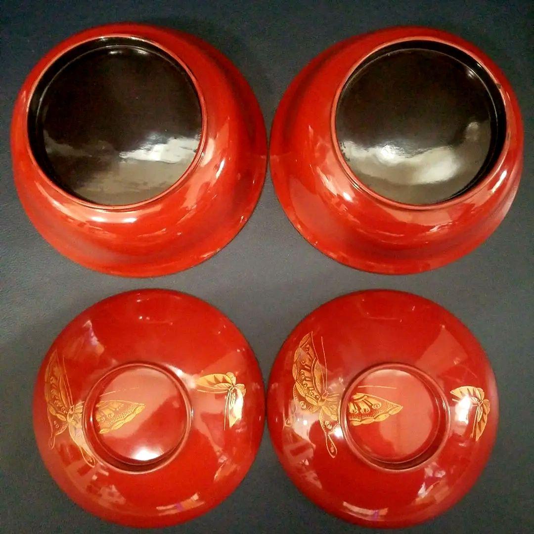 イチゴ　漆塗 内総沈金 菊花紋吸物椀2客、朱漆塗 牡丹沈金 吸物椀 2客