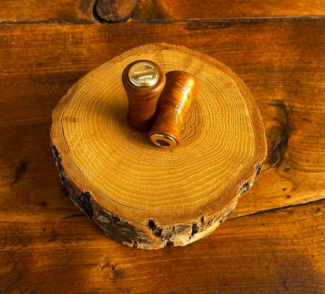 ウッドノブ　ハンドルノブ　黄金樟　丸型　リールカスタムパーツ　ダイワS シマノA