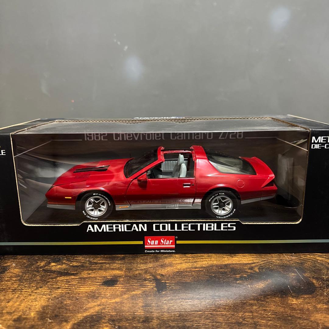 SunStar1/18 1982シボレーカマロZ28ダイキャストモデル箱付き