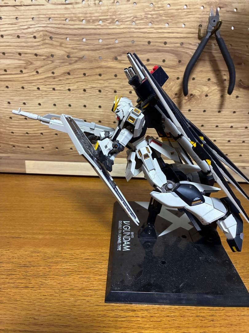 L ROBOT魂　 νGUNDAM DOUBLE FIN FUNNEL