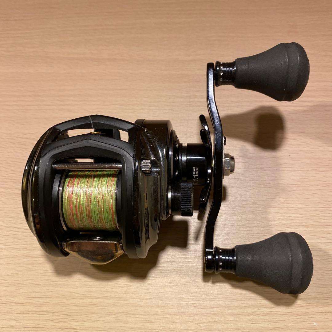 【レア】アブガルシア RVO3 レボ3 ビースト 右ハンドル