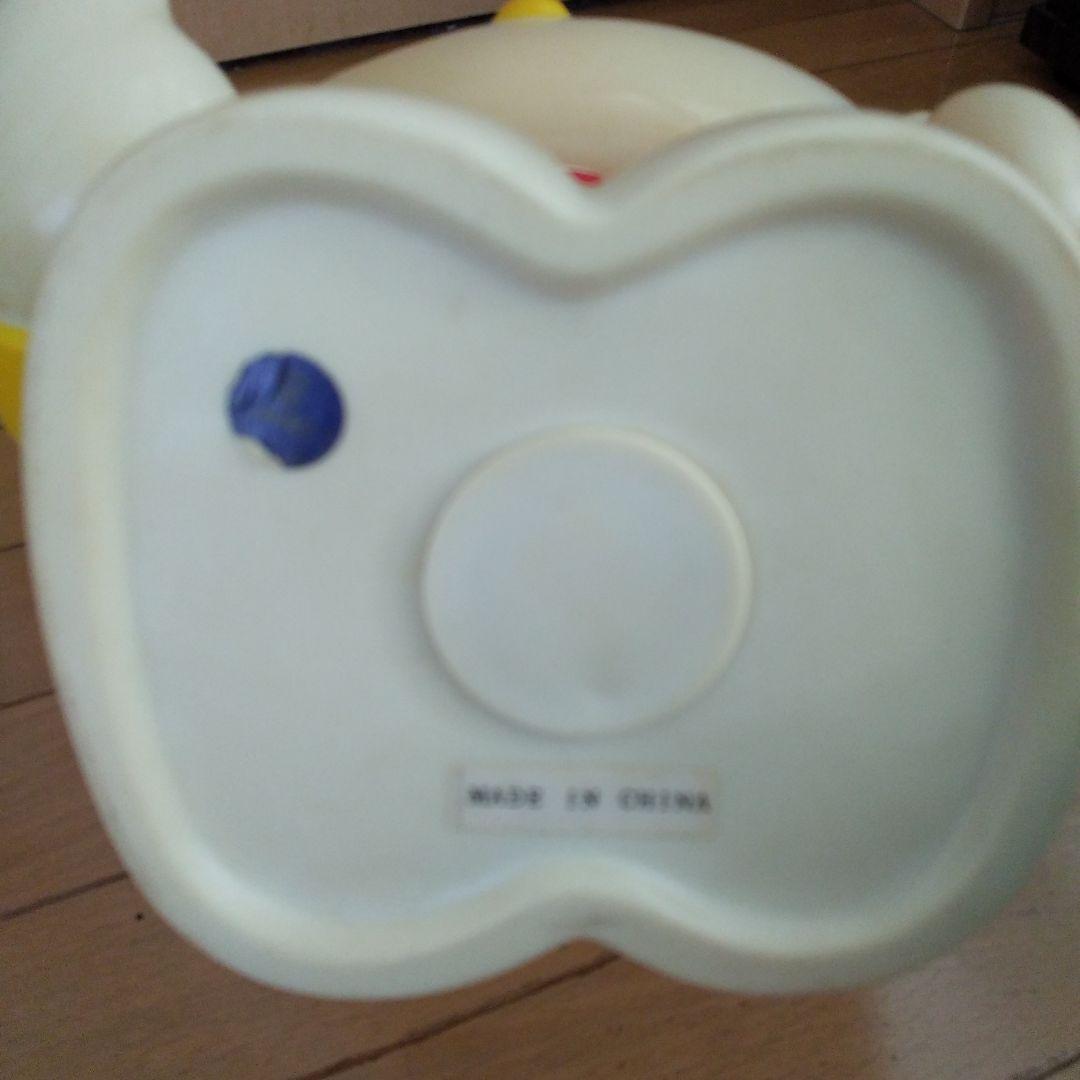 ハローキティ 貯金箱 　赤/黄色　ソフビ　レトロ　特大サイズ　1976