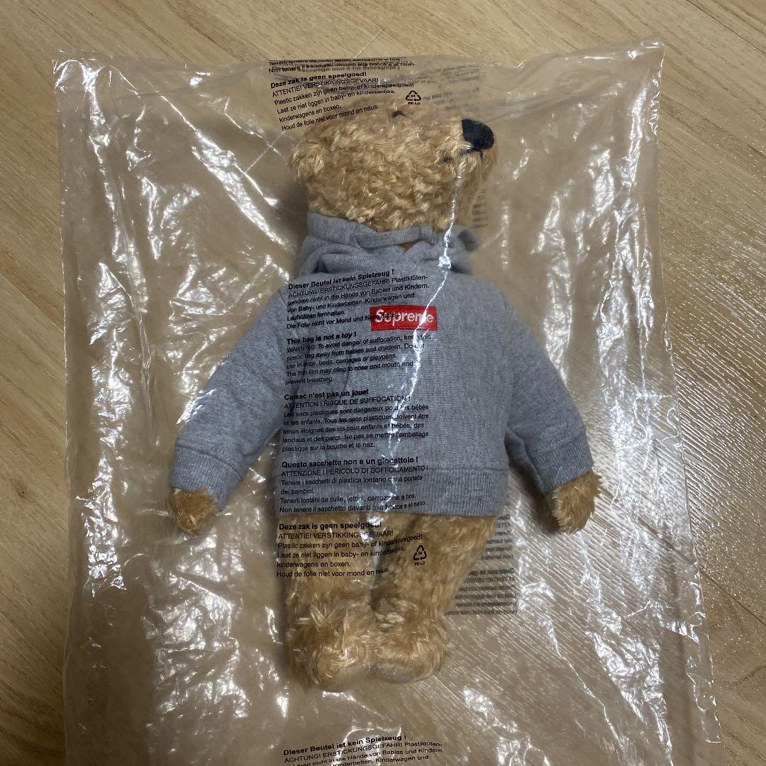 Supreme/Steiff®️ BEAR HTH GREY