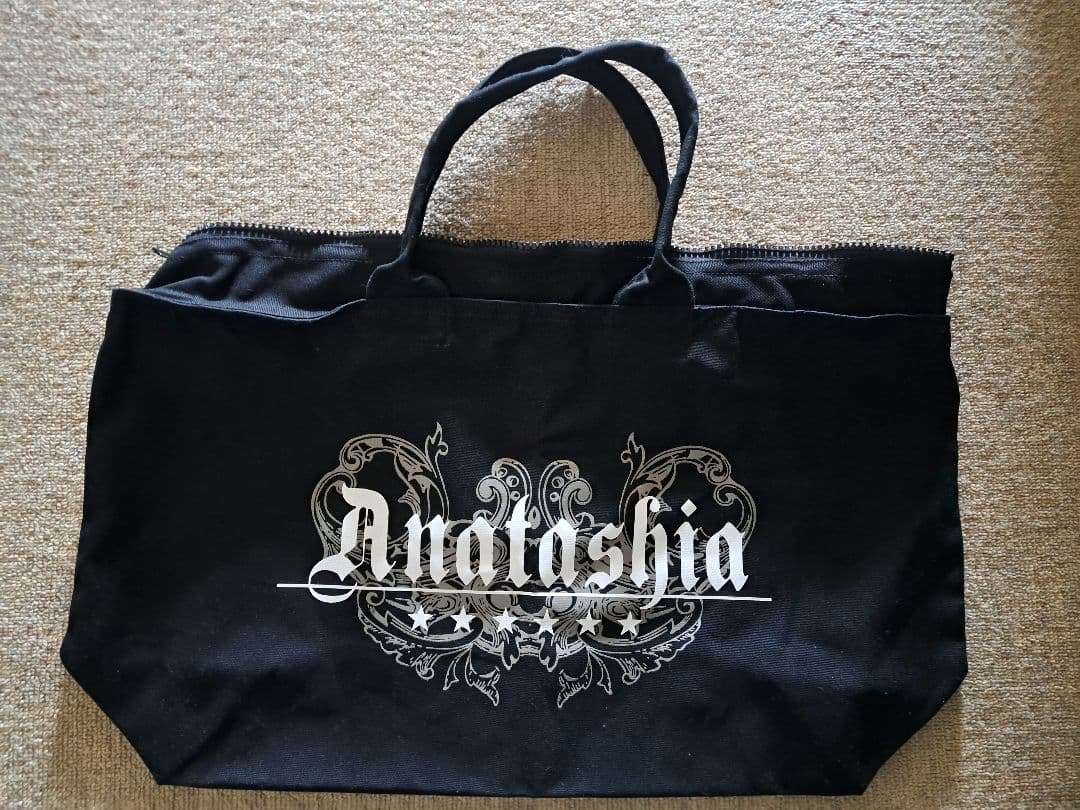 アナタシア 5人体制時のサイン入りバッグ