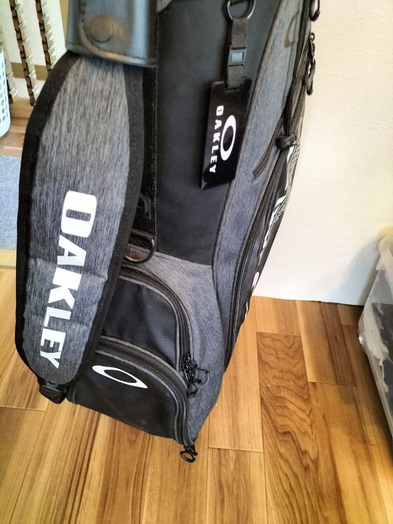 OAKLEY キャディバッグ ブラック/グレー