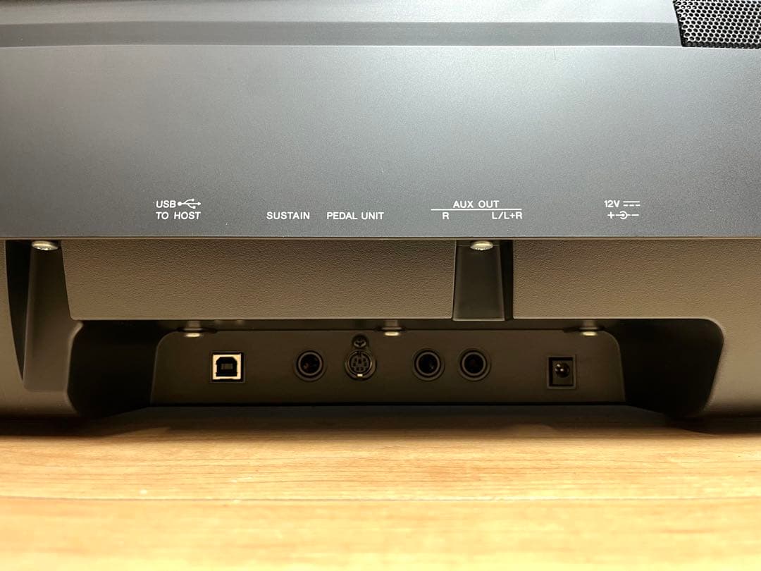 ヤマハ デジタルピアノ P-121B / 73鍵盤 / ブラック / 美品