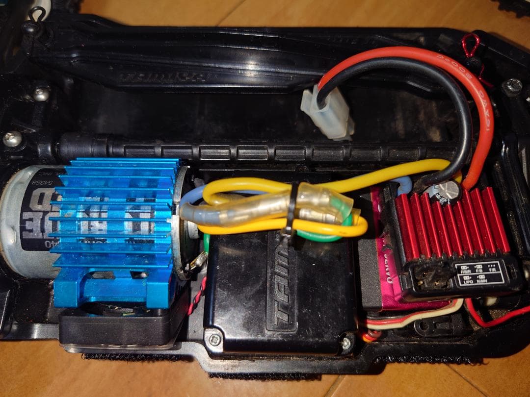 【値下げ】タミヤ　TT02B プラズマエッジII（メカ付き） フタバ 3PL