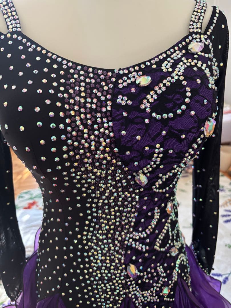 紫の社交ダンスドレス