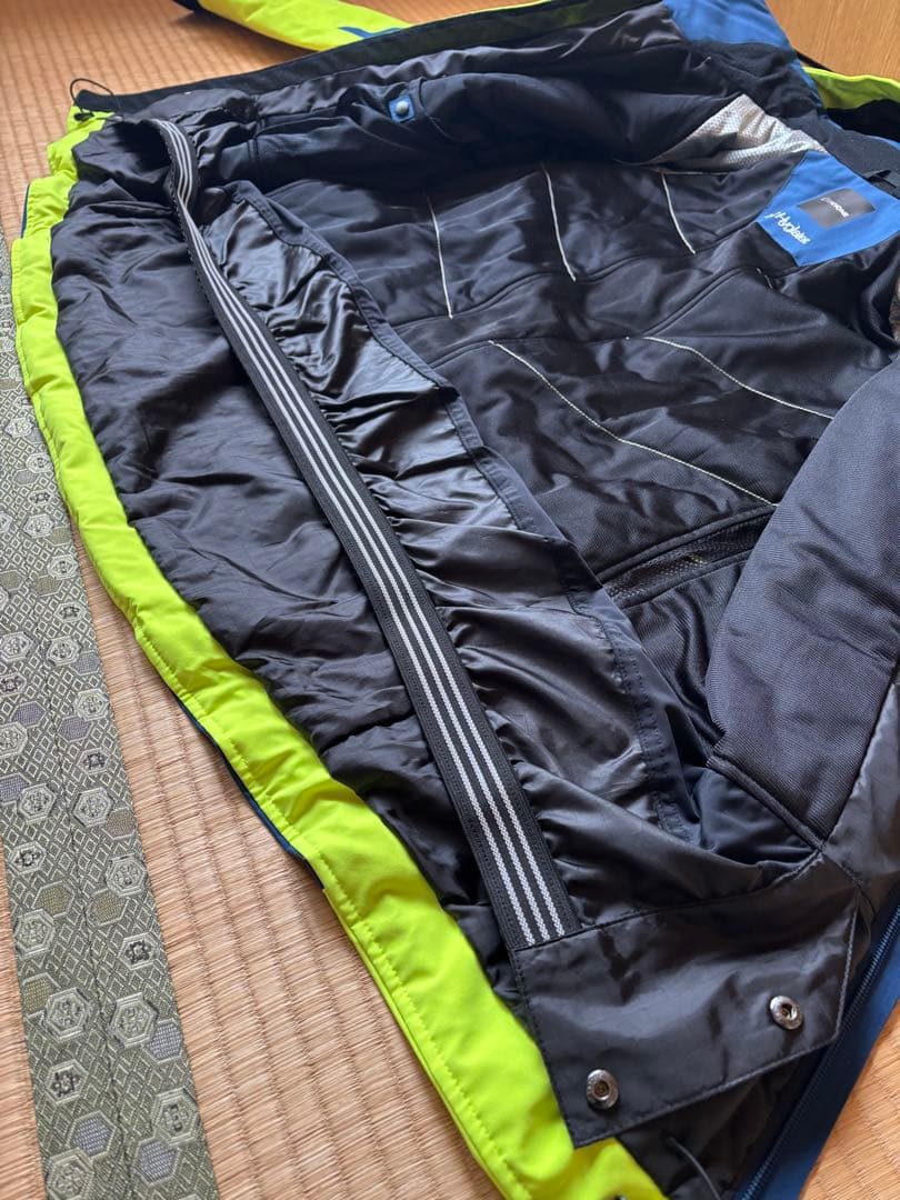 値引価格は本日19時までです。 オンヨネONYONE スキーウェア上下M