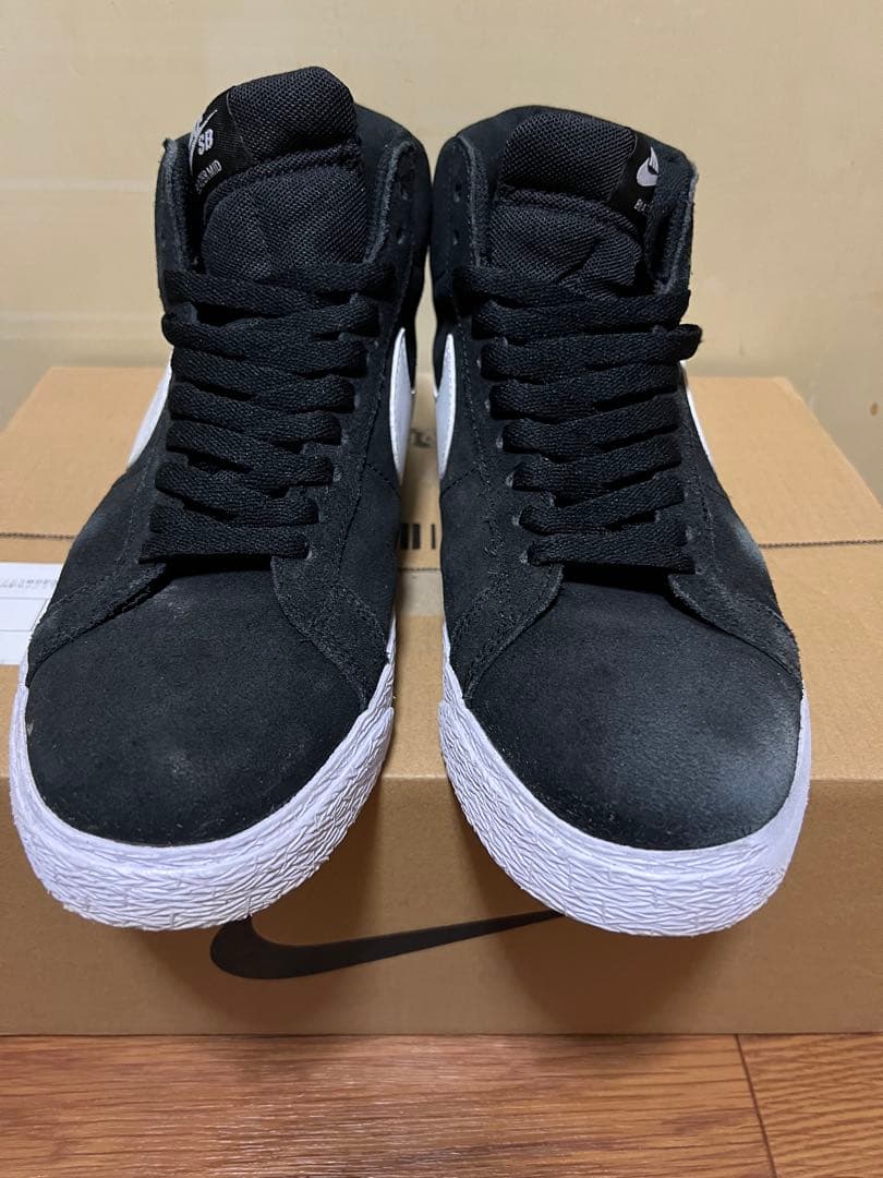 NIKE SB BLAZER ZOOM MID26.5 黒白864349-002