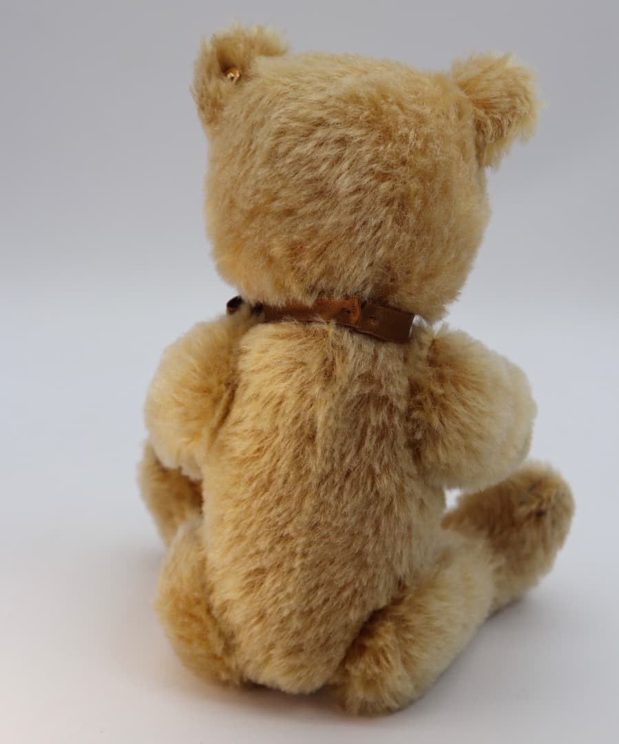 シュタイフ・テディベア e 限定2000体 Witneyの限定品