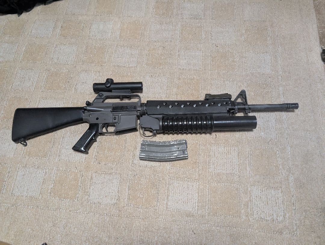 東京マルイ 電動ガン M16A2+他社製M203付き（モスカートランチャー）
