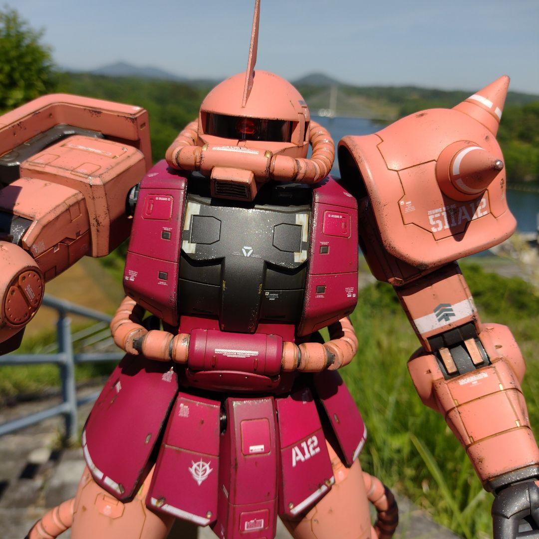 メガサイズ　MS-06S シャア専用ザクⅡ　塗装済完成品　1/48　ガンプラ