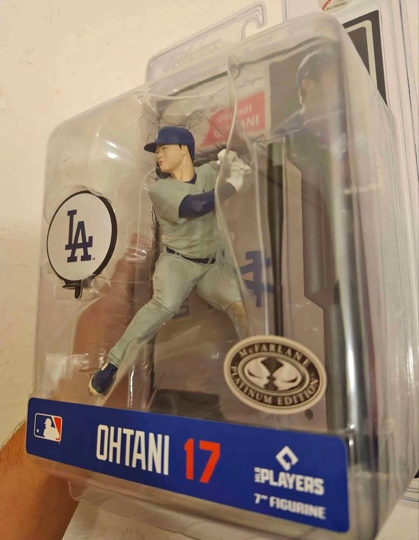 Shohei Ohtani 7インチフィギュア LA Dodgers 希少カラー