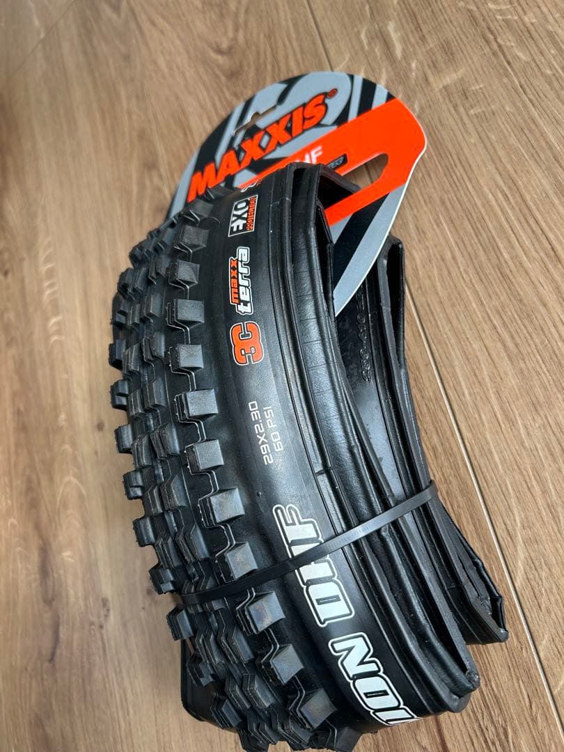【新品】29 x 2.3 MAXXIS マキシス MINION ミニオン DHF