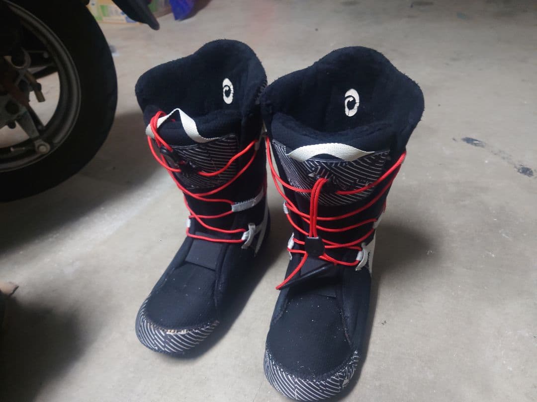 ディーラックス スノーボードブーツ