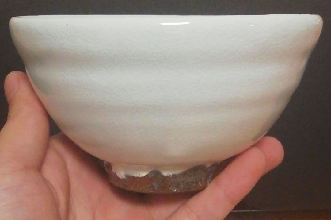 岡本作礼作　唐津焼　粉引　茶碗　共箱　略歴付　茶道具