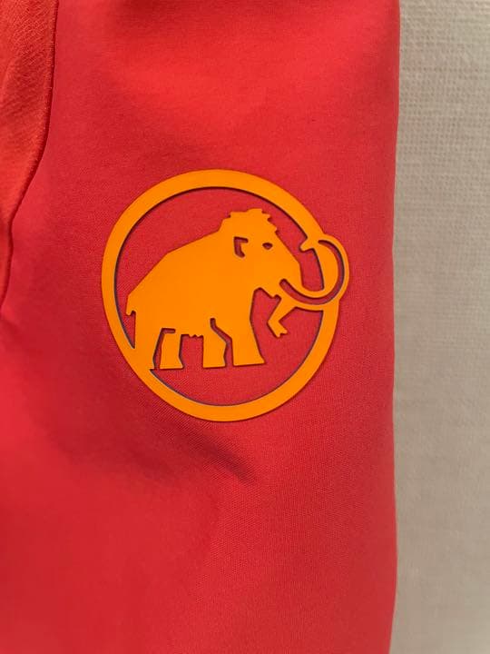 M ☆新品☆ マムート　アイガーエクストリーム　ソフトシェルパンツ レディース