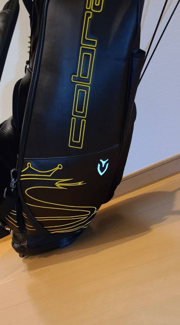 コブラ　ベゼルコラボスタンドバッグ 黒/黄色