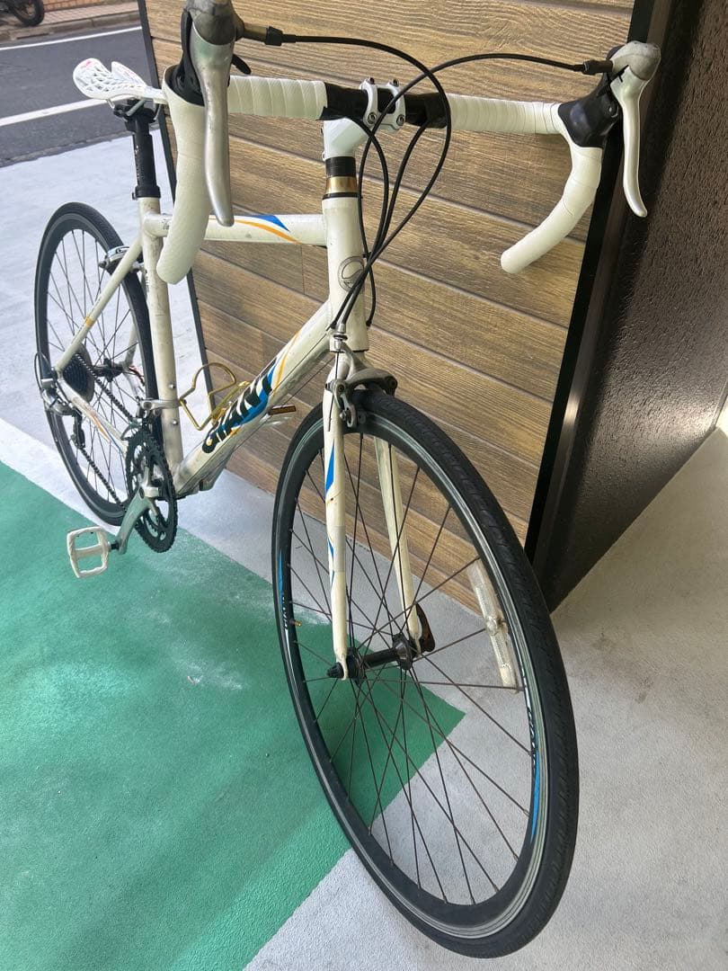 【全国送料込み】整備済みGIANTロードバイク@東京