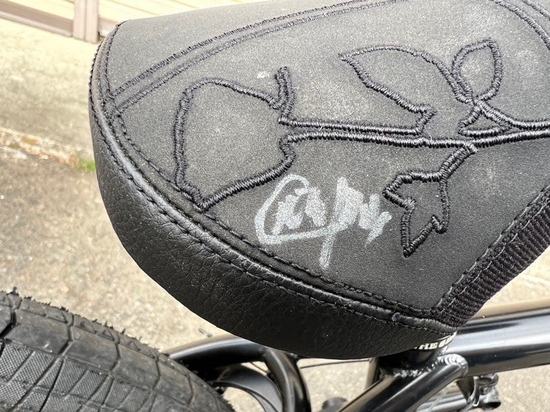 三児の父　Subrosa Wings Park 18\" BLK